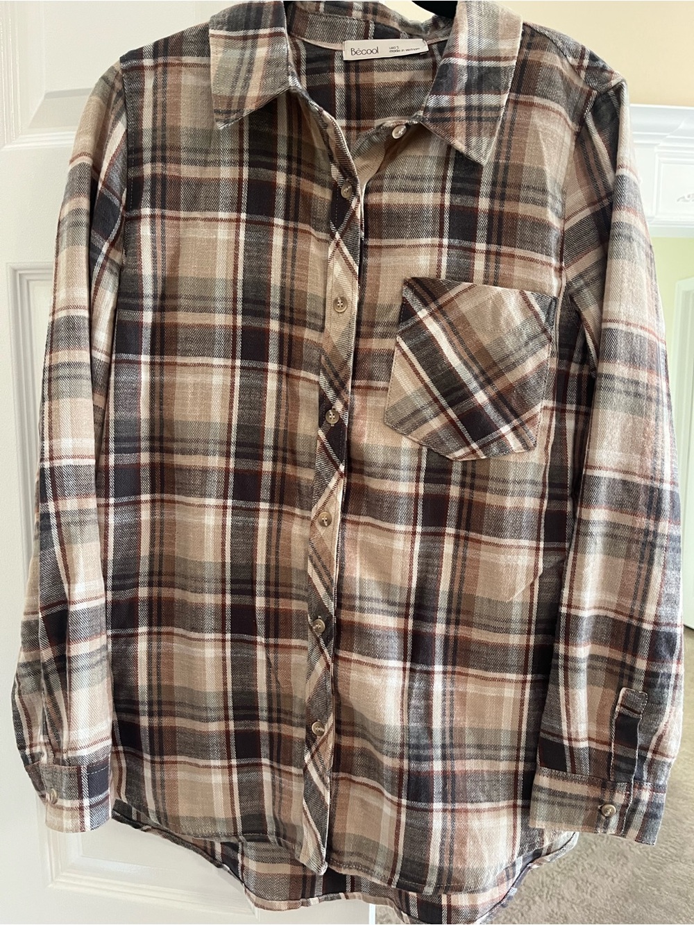 Becool Plaid Long-Sleeve Button-Down Shirt in Brown & Cream